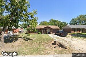 422 E Main St, Maud, OK 74854