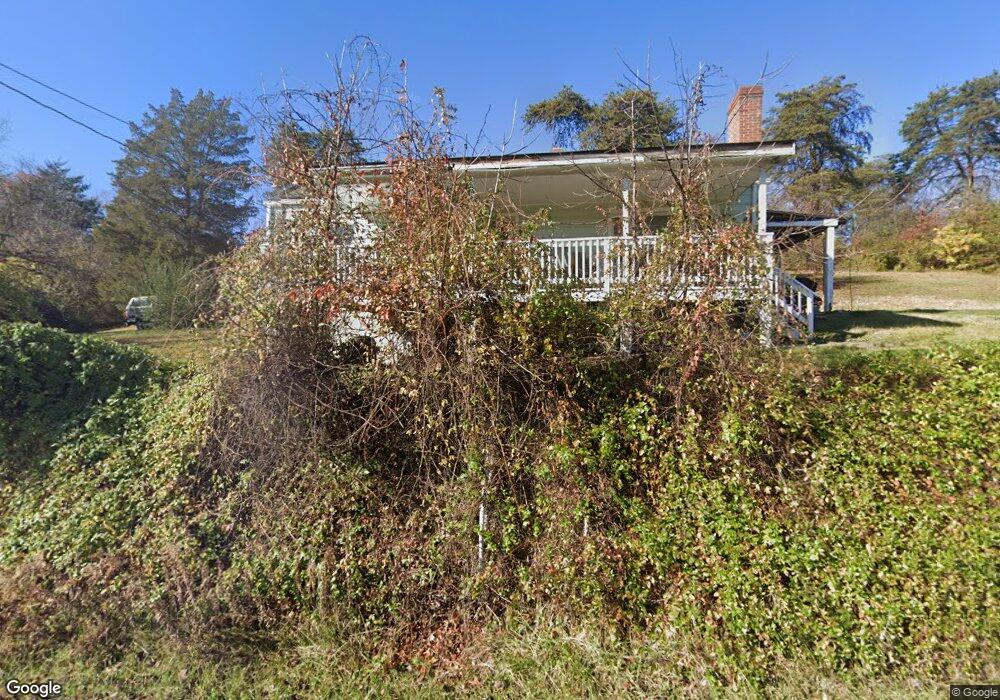 122 Whipporwill Rd, Front Royal, VA 22630 - photo 1