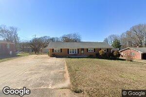 215 Crawford Cir, Spartanburg, SC 29301