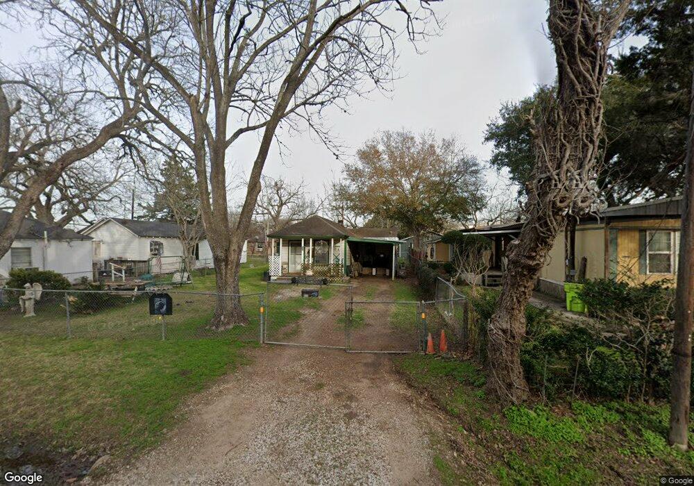 605 Carlisle St, Rosenberg, TX 77471 - photo 1