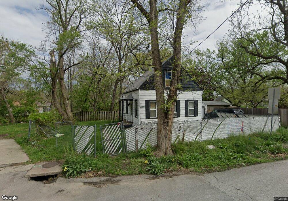 1821 21st St, Des Moines, IA 50310 - photo 1