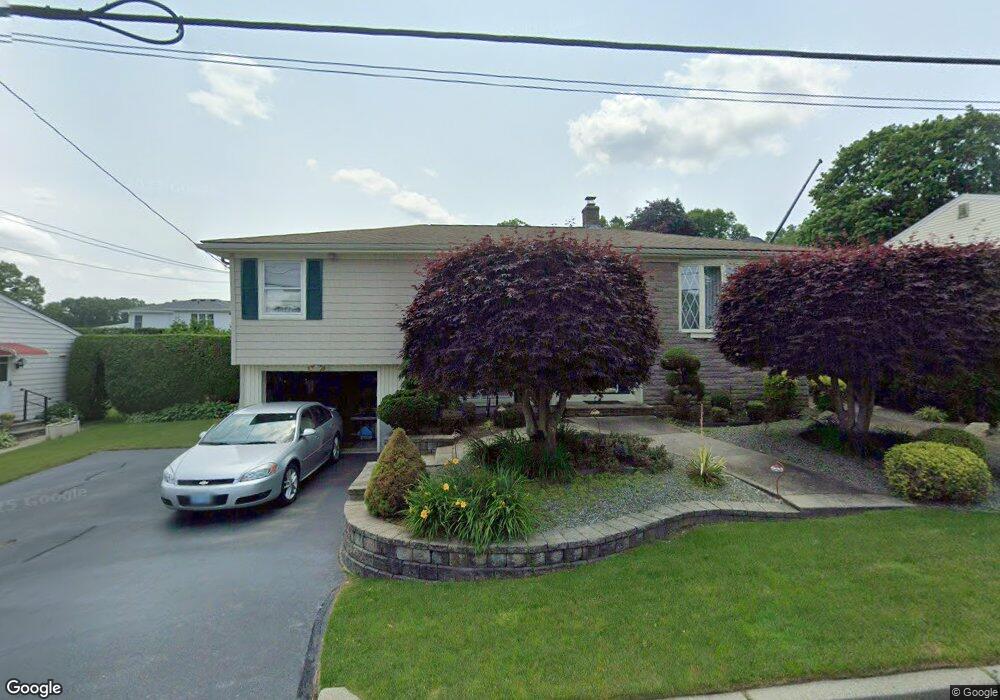 124 Hyde St, Cranston, RI 02920 - photo 1