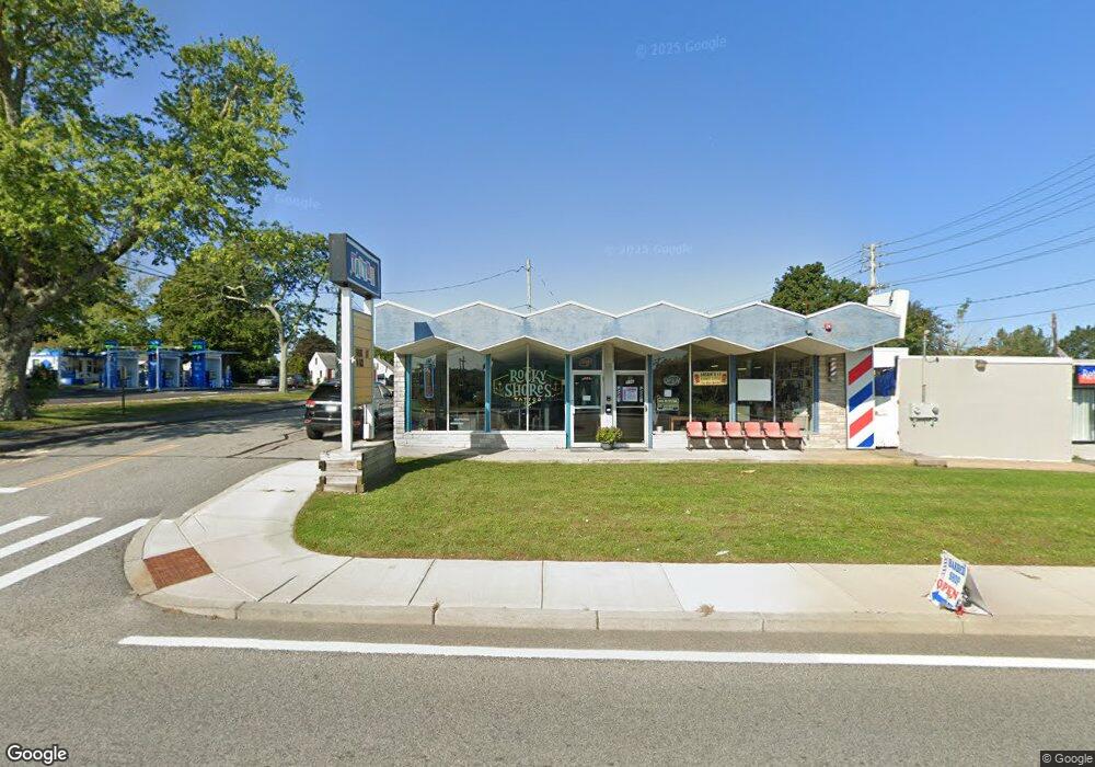 554 W Main Rd, Middletown, RI 02842 - photo 1