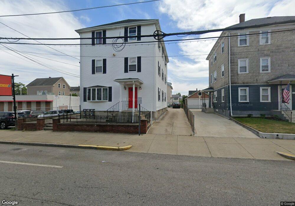 223 East St, Pawtucket, RI 02860 - photo 1