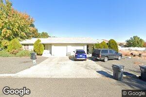 530 E Davis St, Connell, WA 99326