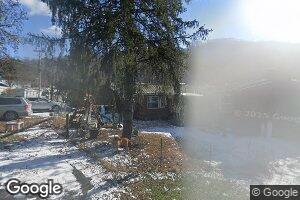 415 W 4th St, Elkhorn City, KY 41522