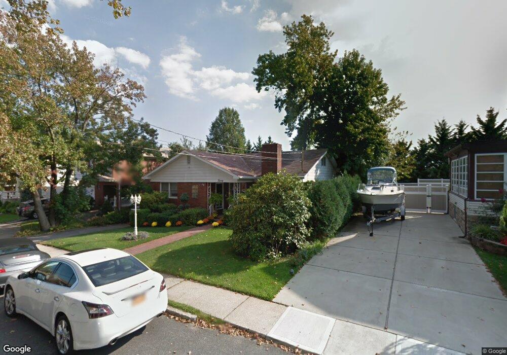 20 Normalee Rd, Staten Island, NY 10305 - photo 1