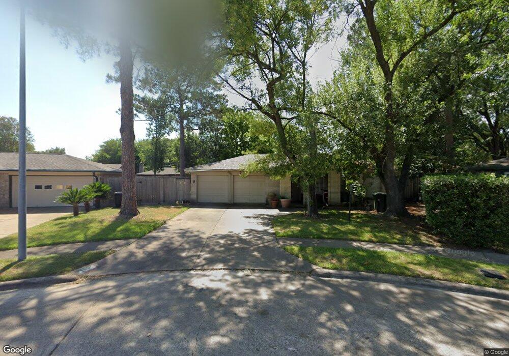 8906 Indian River Dr, Houston, TX 77088 - photo 1