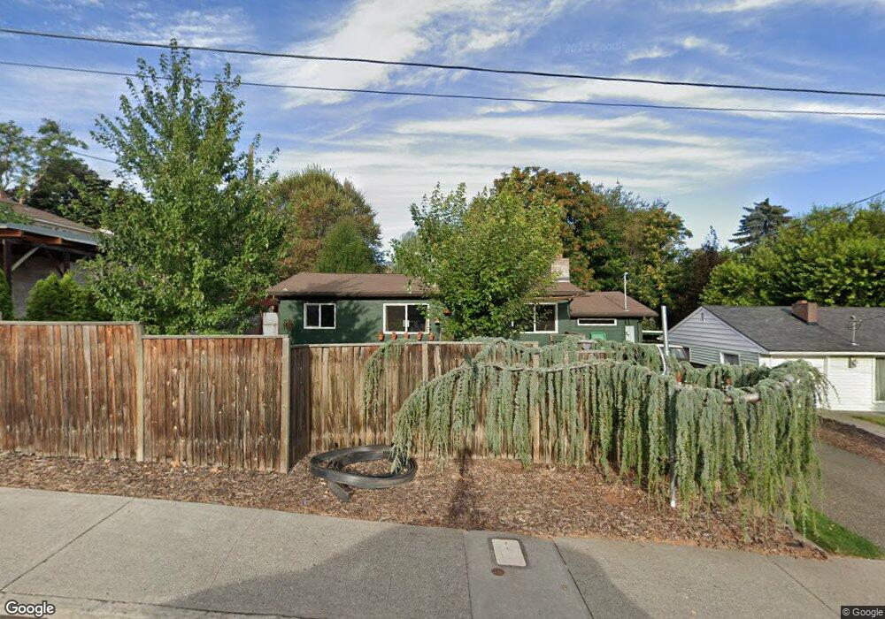 1707 Riverview St, the Dalles, OR 97058 - photo 1