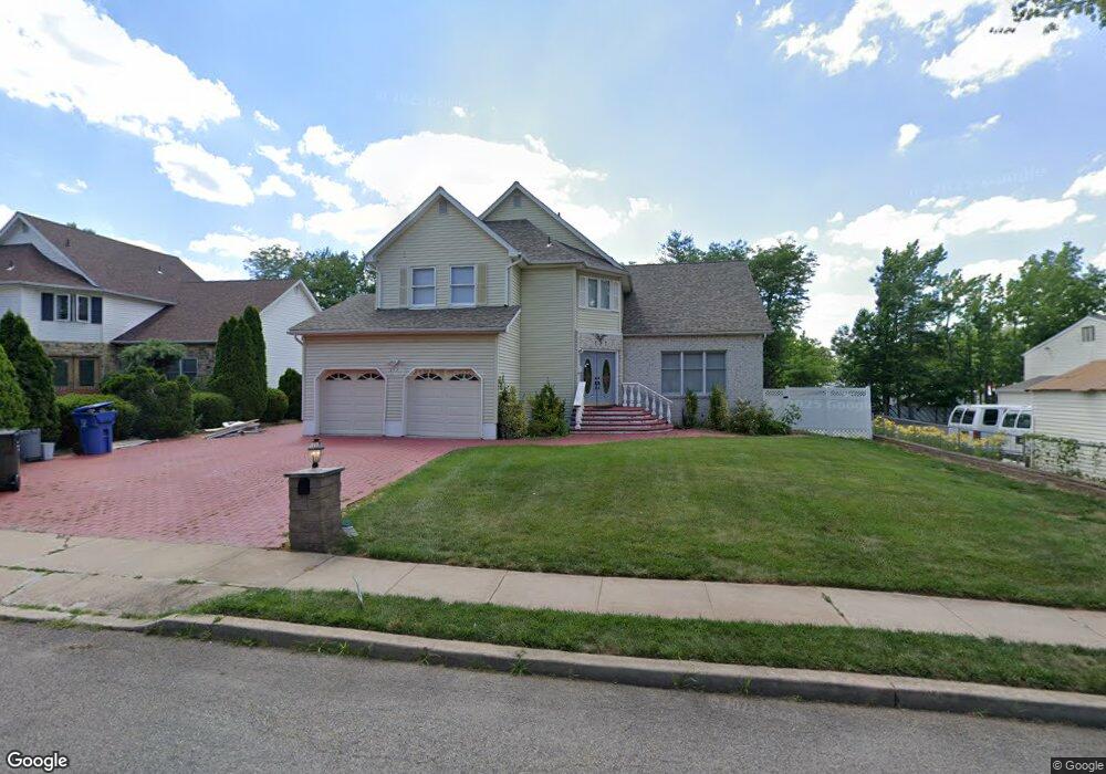 137 Thorpe Ave, Avenel, NJ 07001 - photo 1