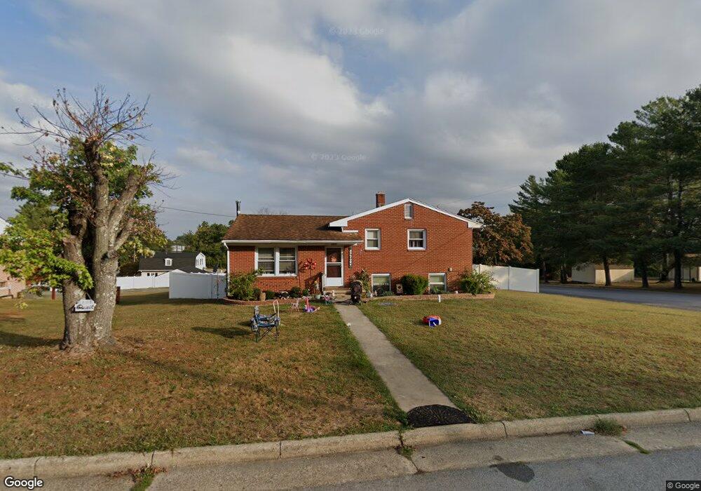 1101 S Winchester Ave, Waynesboro, VA 22980 - photo 1