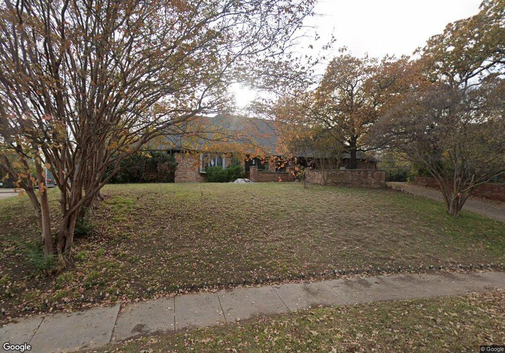 3805 Woodvine Dr, Euless, TX 76040 - photo 1