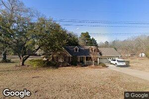 667 Fowler Dr, Columbus, MS 39702