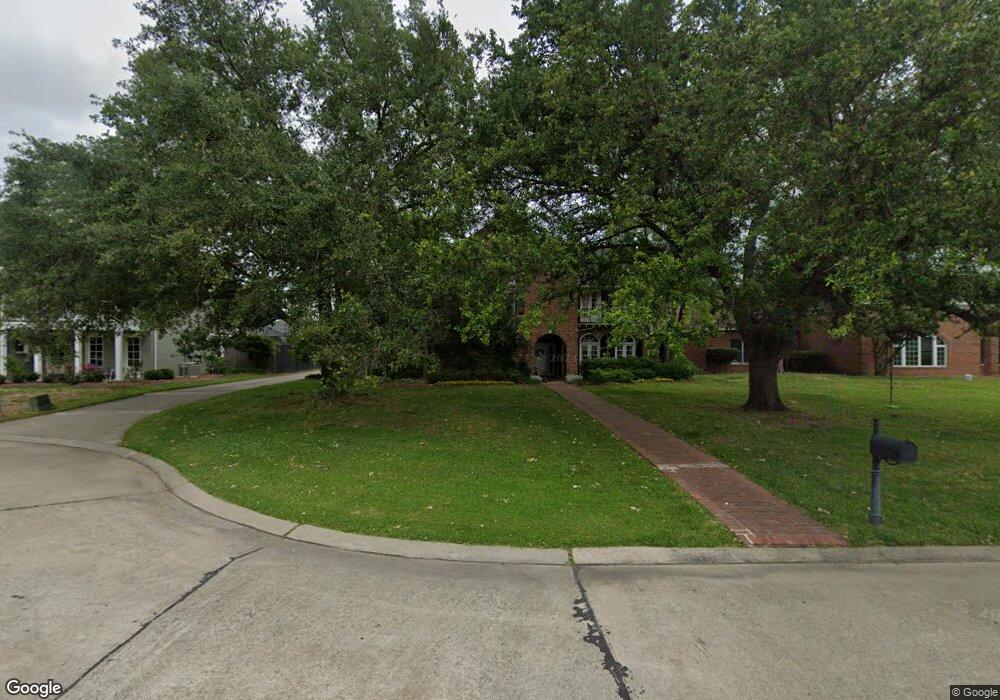 1308 Charlestown Ln, Lake Charles, LA 70605 - photo 1