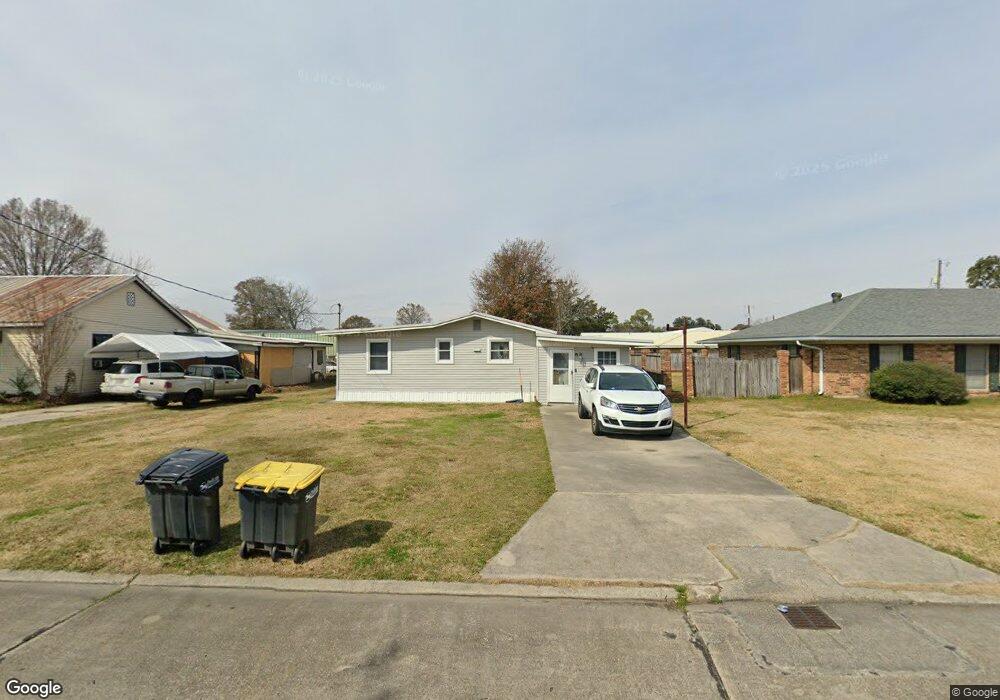 1210 Versailles Crescent, New Iberia, LA 70560 - photo 1