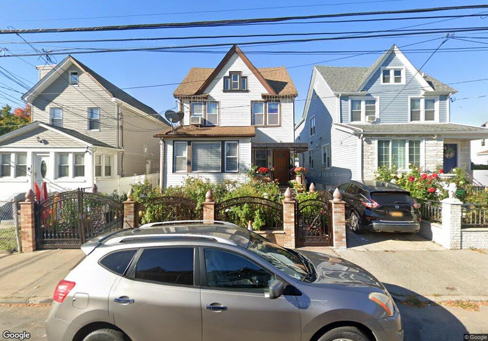 11618 155th St, Jamaica, NY 11434 - photo 1