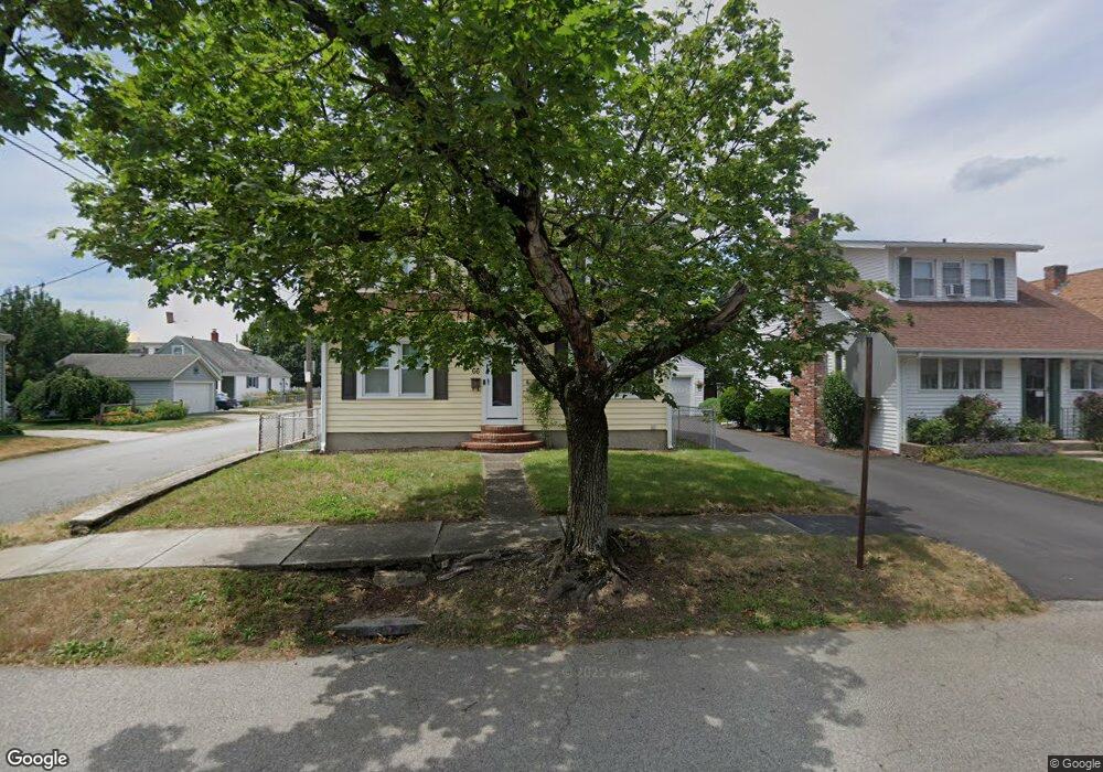 66 Harcourt Ave, Pawtucket, RI 02861 - photo 1