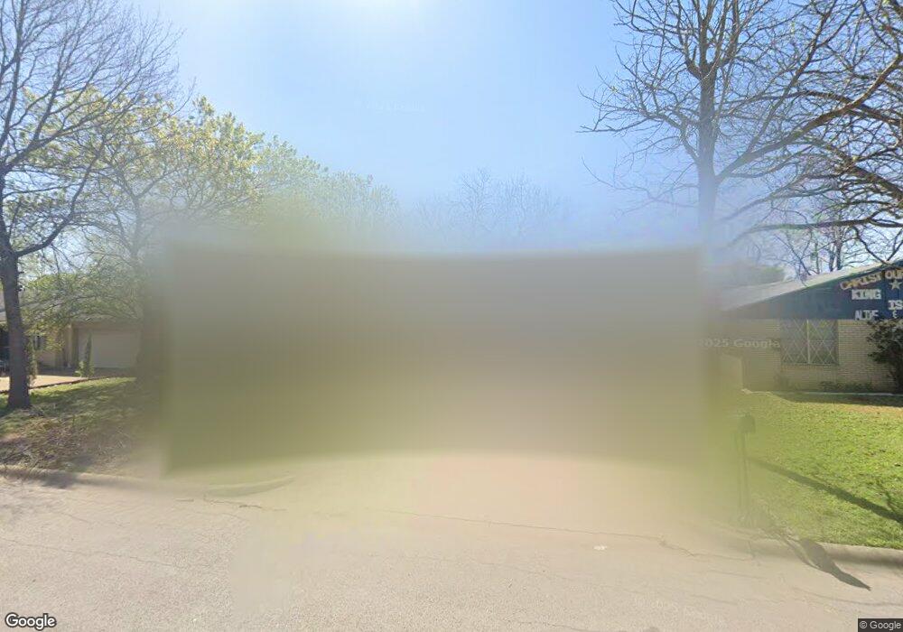 705 Lilly St, Cleburne, TX 76033 - photo 1