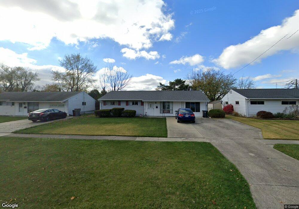 2049 N Metcalf St, Lima, OH 45801 - photo 1