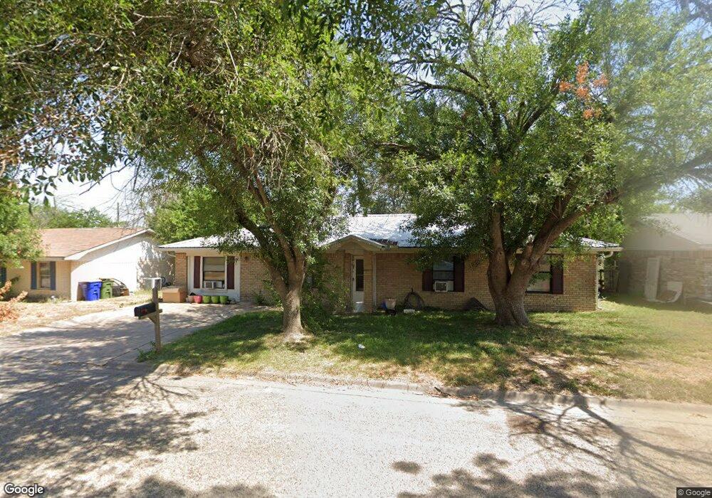 606 Steven St, Troy, TX 76579 - photo 1