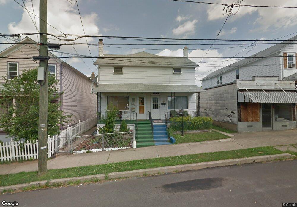 194 W Noble St, Nanticoke, PA 18634 - photo 1