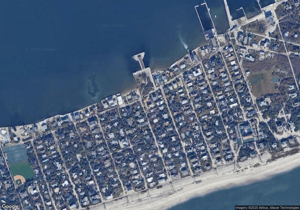 52 Bayview Ave, Bay Shore, NY 11706 - photo 1