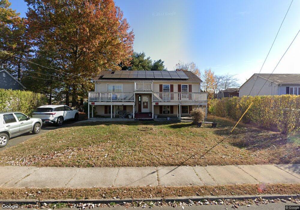 70 Stonegate Rd, New Britain, CT 06053 - photo 1