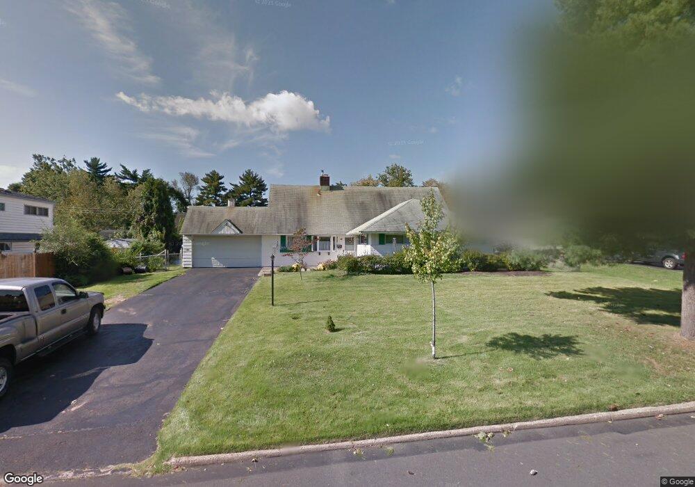 11 Sycamore Rd, Levittown, PA 19056 - photo 1