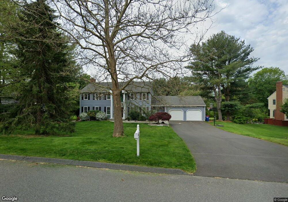 369 Putting Green Rd, Trumbull, CT 06611 - photo 1