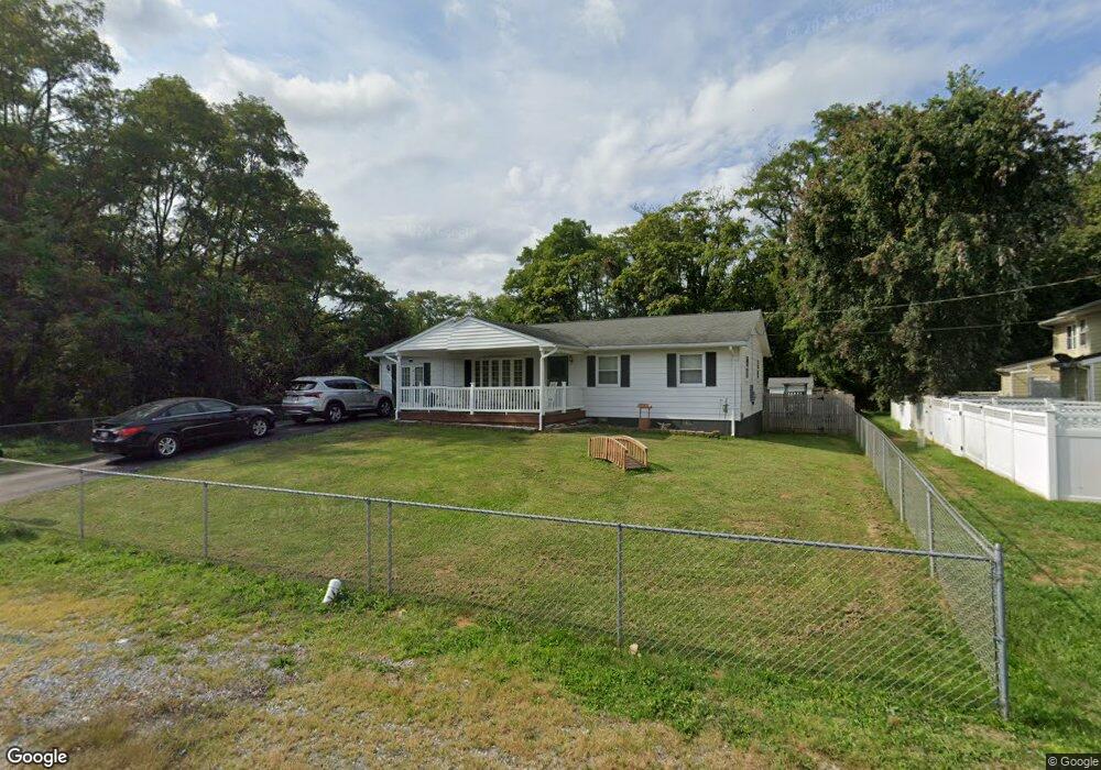 220 W 7th Ave, Ranson, WV 25438 - photo 1