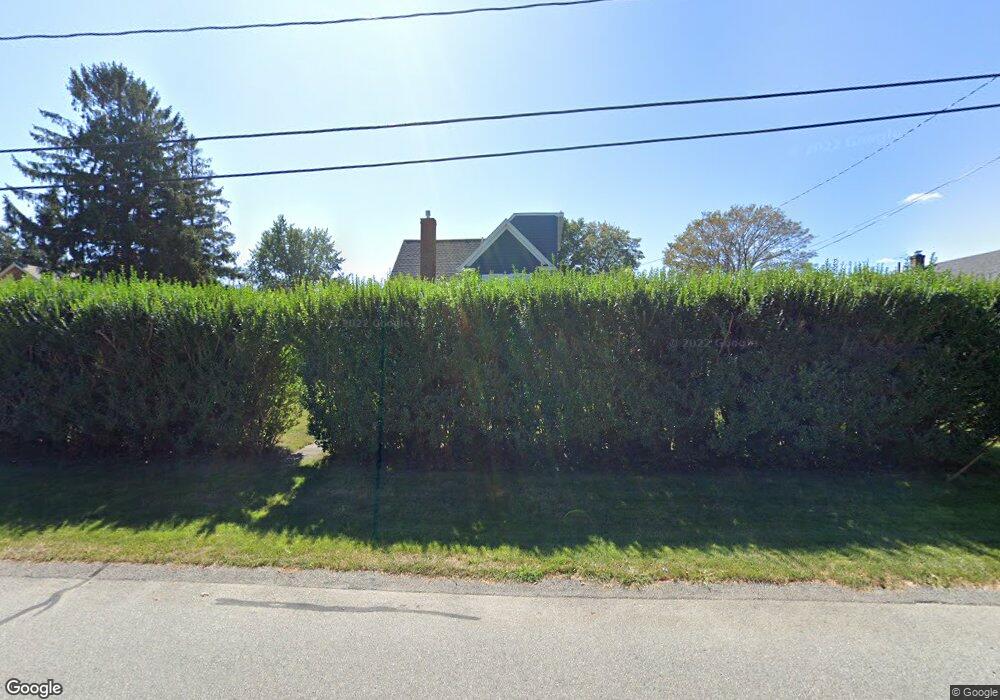 29 Maplewood Rd, Middletown, RI 02842 - photo 1