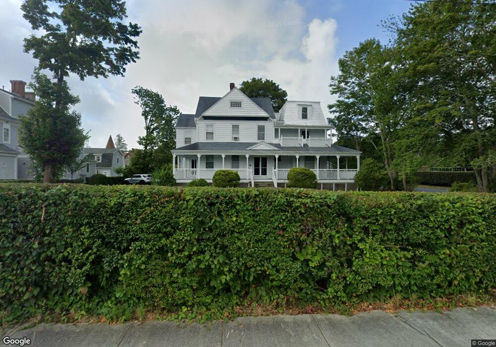 84 Central St, Narragansett, RI 02882 - photo 1