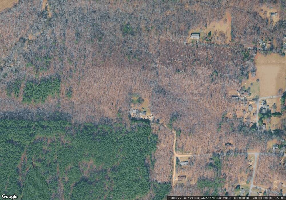 1908 Lynnwood Dr, Statesville, NC 28677 - photo 1