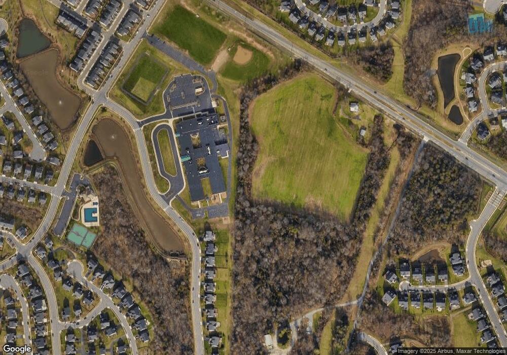 25573 Red Cherry Dr, Aldie, VA 20105 - photo 1