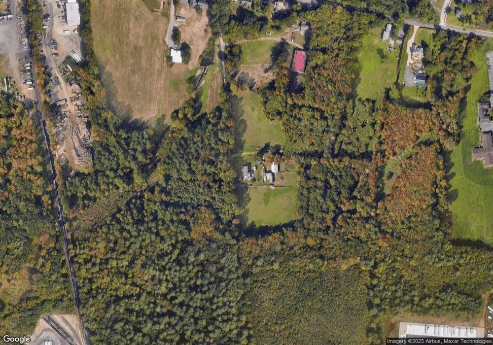 241 Timberswamp Rd, Westfield, MA 01085 - photo 1