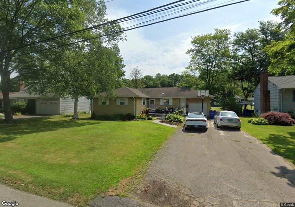 18 Alderwood Dr, West Hartford, CT 06117 - photo 1