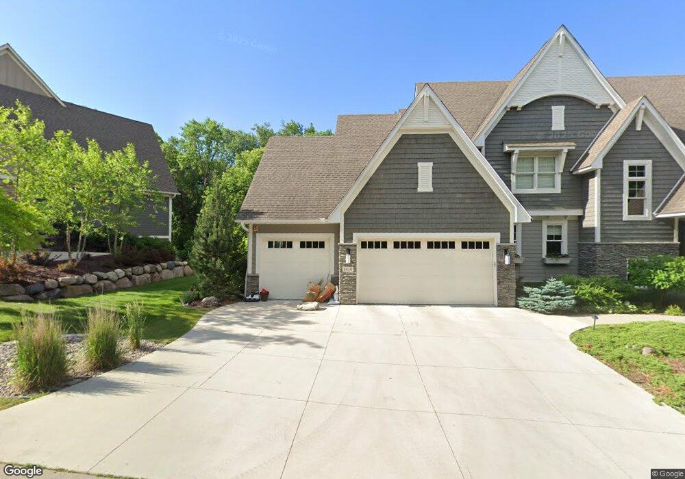 4412 Wilson St, Minnetonka, MN 55345 - photo 1