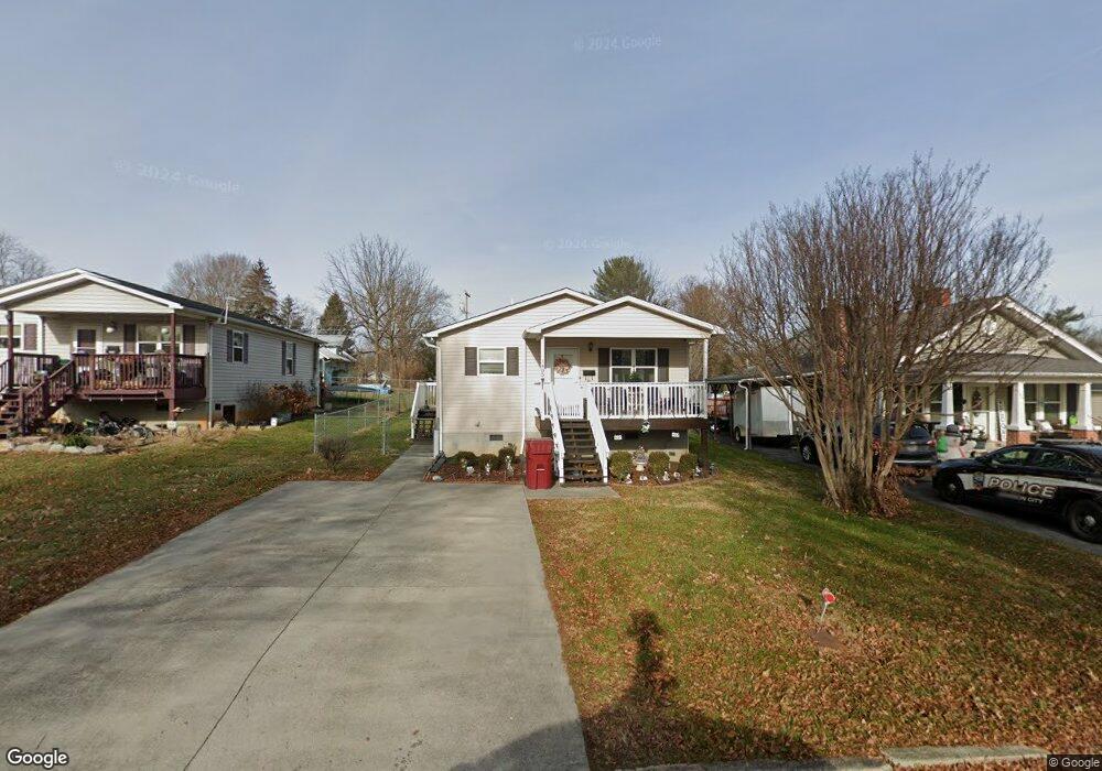 1405 E Holston Ave, Johnson City, TN 37601 - photo 1