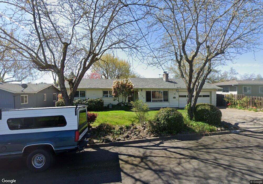 106 Princess Way, Central Point, OR 97502 - photo 1