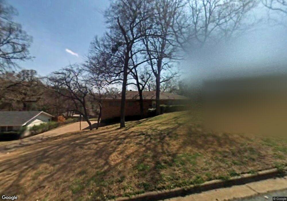 1510 W Acheson St, Denison, TX 75020 - photo 1