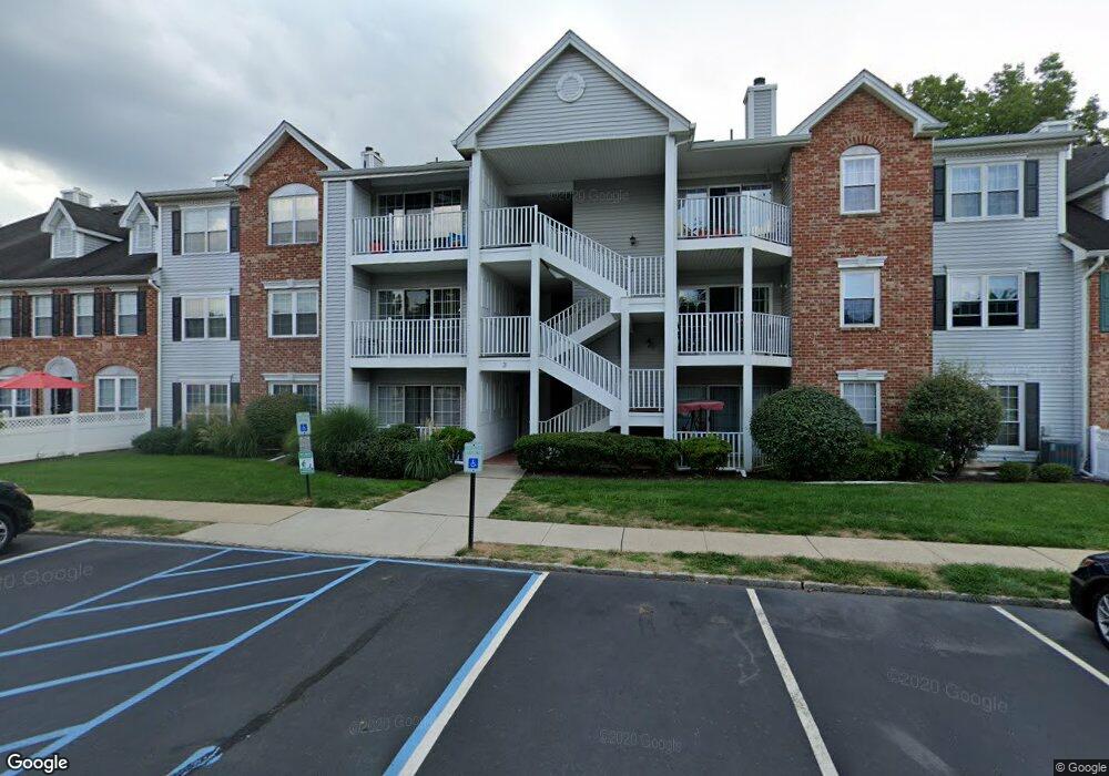 310 Red Crest Ln unit 10, Branchburg, NJ 08876 - photo 1