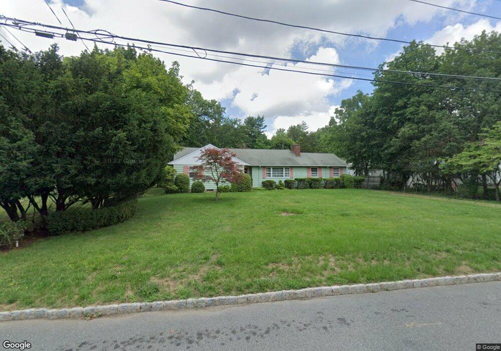 11 Idlewild Dr, Morris Plains, NJ 07950 - photo 1