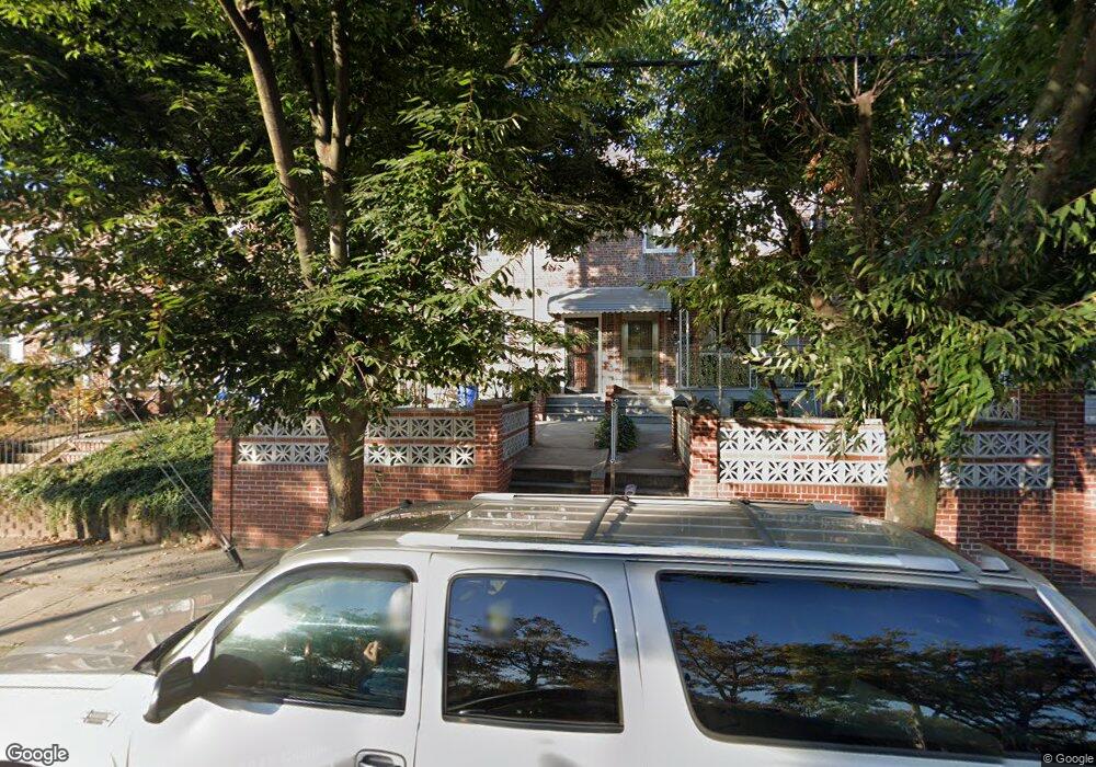 7034 Utopia Pkwy, Fresh Meadows, NY 11365 - photo 1