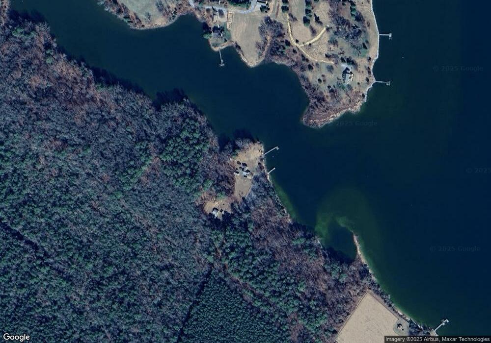 13130 Hatton Creek Rd, Newburg, MD 20664 - photo 1