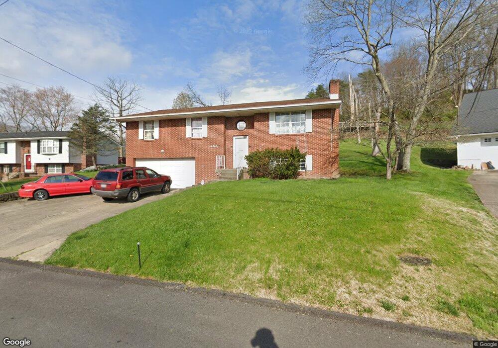 254 Pine Cir, Dunbar, WV 25064 - photo 1