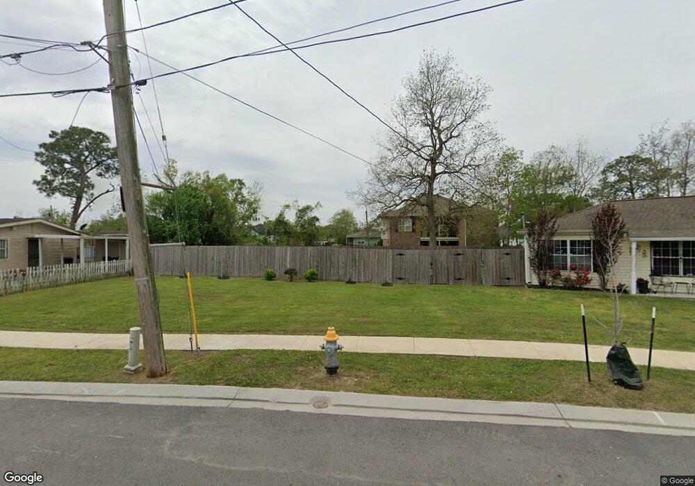 5112 Kendall Dr, New Orleans, LA 70126 - photo 1