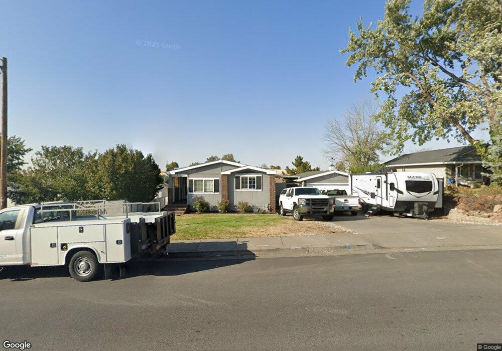 875 SW Marshall Ave, Pendleton, OR 97801 - photo 1