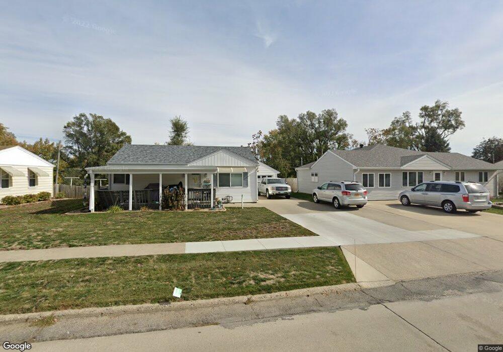 510 E 25th St S, Newton, IA 50208 - photo 1