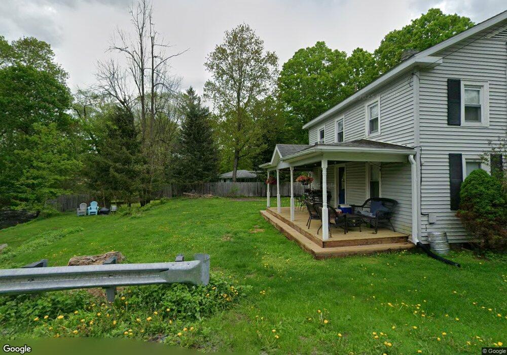 11 Davis Rd, Waymart, PA 18472 - photo 1