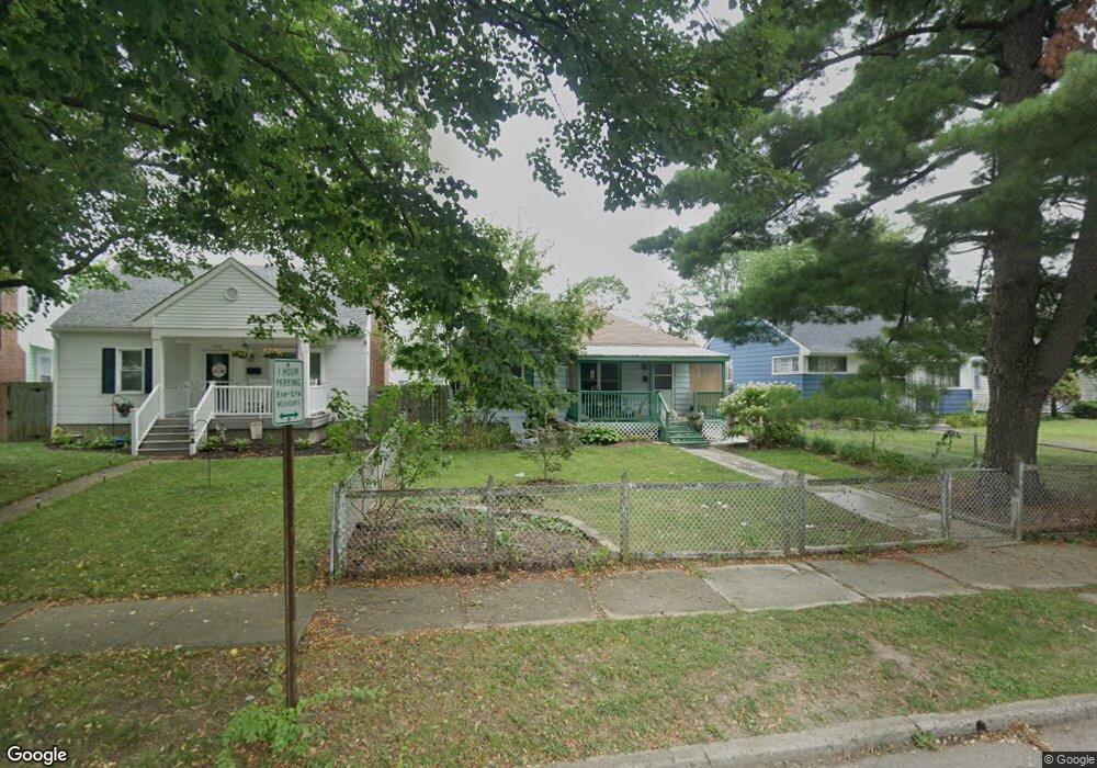 652 E Jeffrey Place, Columbus, OH 43214 - photo 1